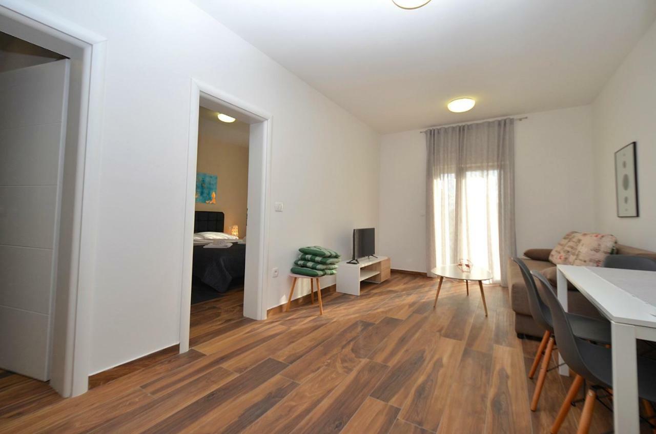 Stella Apartments Новиград Экстерьер фото